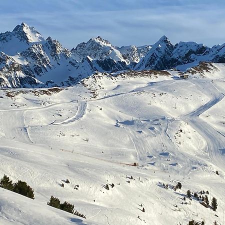 アルツル・イム・ピッツタールAlpenapart Gastlアパートメント エクステリア 写真